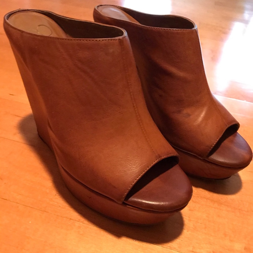 Jessica Simpson Women’s Wedges